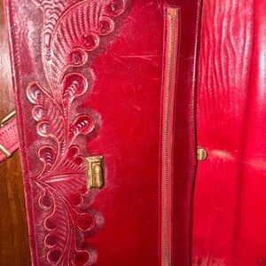 Vintage gorgeous deep burgundy leather purse embroidered